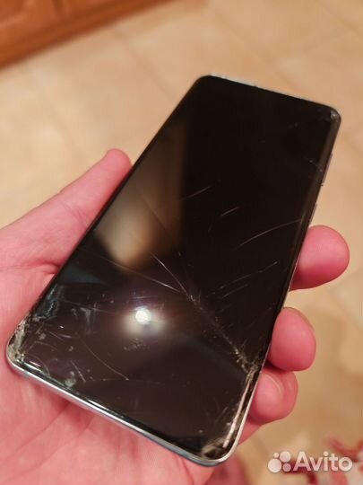 Samsung Galaxy S20, 8/128 ГБ