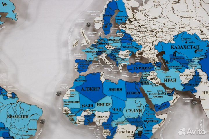 Деревянные карты мира