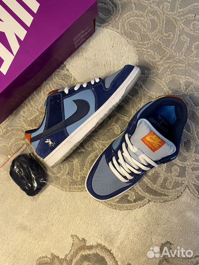 Кроссовки nike sb dunk low X why so sad