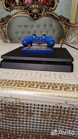 Sony playstation 4 slim