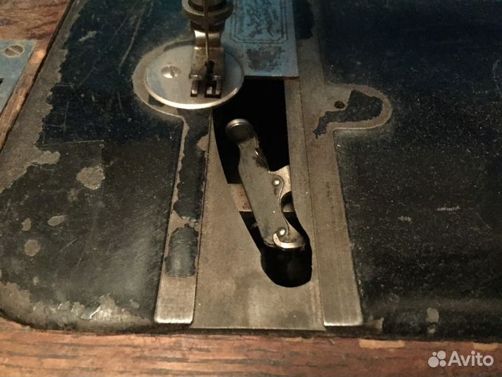 Швейная машинка 