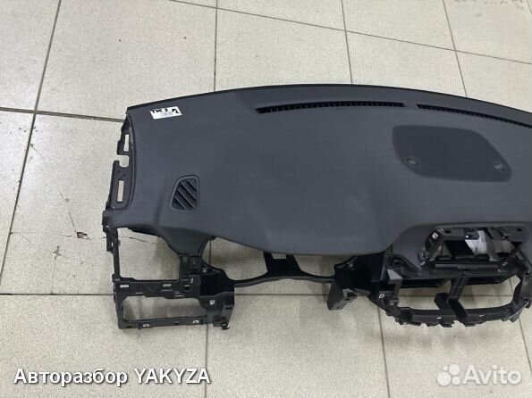 Передняя панель подушка торпедо Хендай Туксон 3