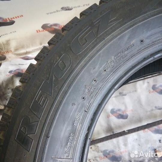 Bridgestone Blizzak Revo GZ 205/65 R16