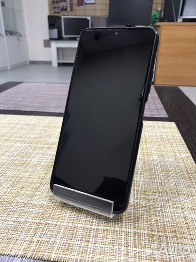 HUAWEI nova Y70, 4/64 ГБ