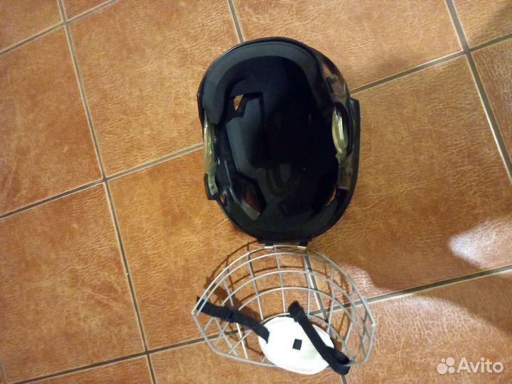 Шлем хоккейный взрослый
