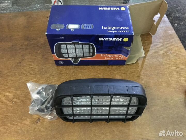 Фара рабочего света с решеткой lрr1.31723