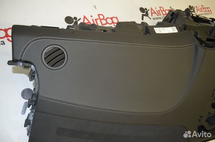 Торпедо Mercedes GLE W166 кожа