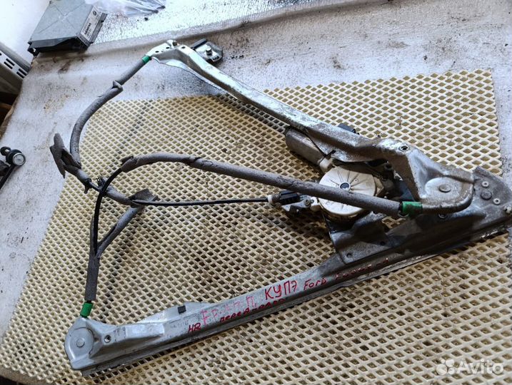 Стеклоподъемник пп Ford Focus 1