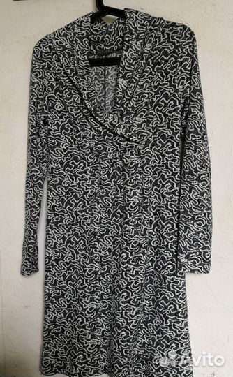 Платье теплое серое короткое