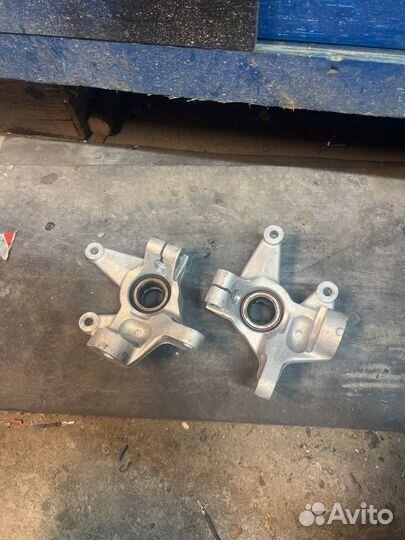 Поворотный кулак