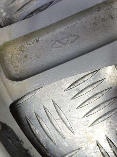 Диск литой R16 / 5x108 J6.0 43ET DIA65.1 (б/у)