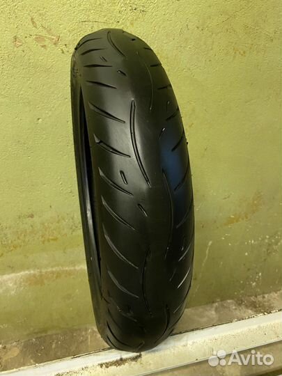 120/70 R17 Metzeler Roadtec Z8