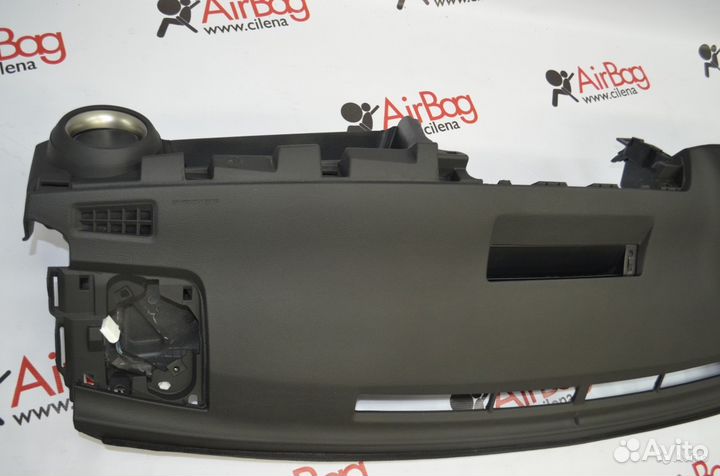 Панель торпедо Toyota Rav4 2014