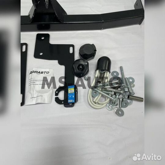 Тягово-сцепное устройство со съемным шаром