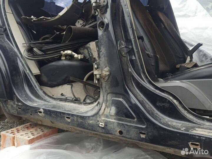 Центральная стойка кузова правая Volvo S40 II 1.6