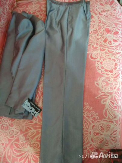 Костюм для мальчика новый