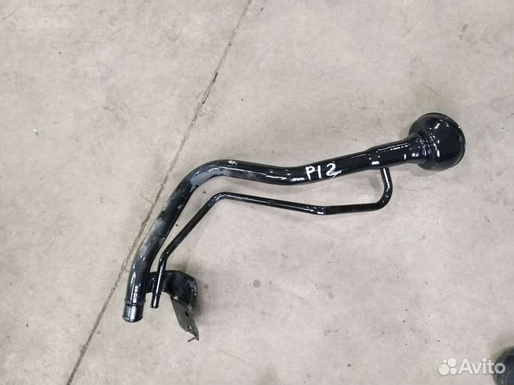 Горловина заливная Nissan Primera P12