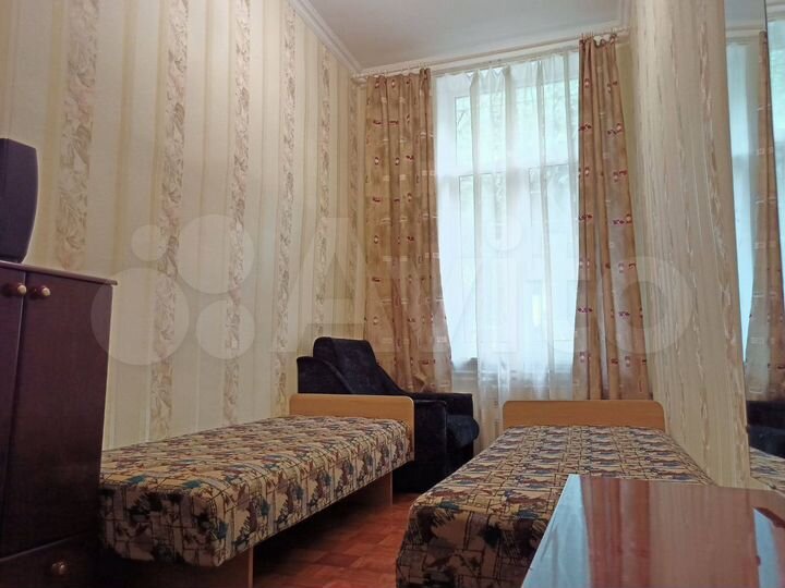 Комната 36 м² в 3-к., 1/5 эт.