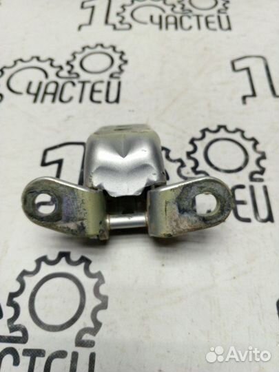 Петля двери передняя левая Kia Mohave HM