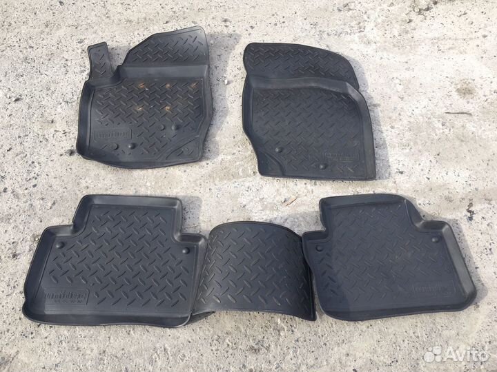 Коврики в салон Вольво хс 90