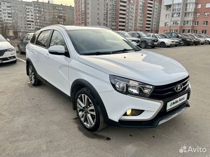 LADA Vesta Cross 1.6 CVT, 2020, 58 200 км