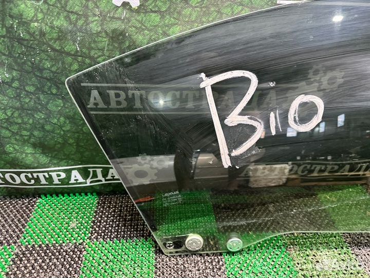 Стекло двери переднее правое Lexus Rc 2014-2023