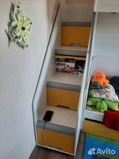 Мебель в детскую. Детская модульная серия 