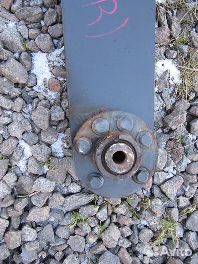 Тяга реактивная Volvo FM13 FH13