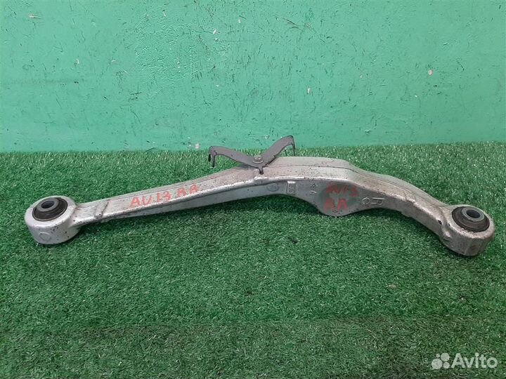 Рычаг задний поперечный верхний Nissan Qashqai J1