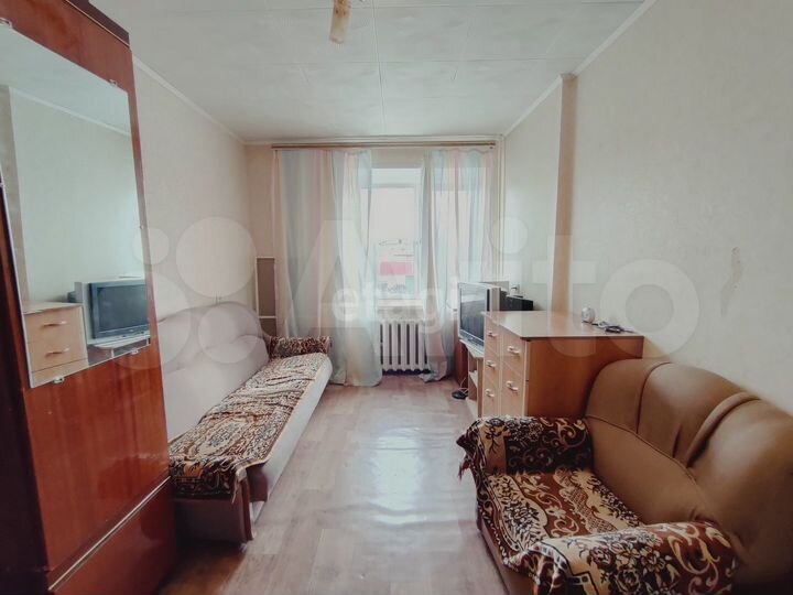 Комната 13,5 м² в 5-к., 2/5 эт.