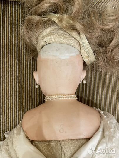 Антикварная кукла