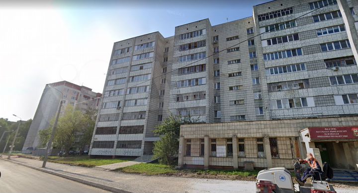 4-к. квартира, 74 м², 1/9 эт.