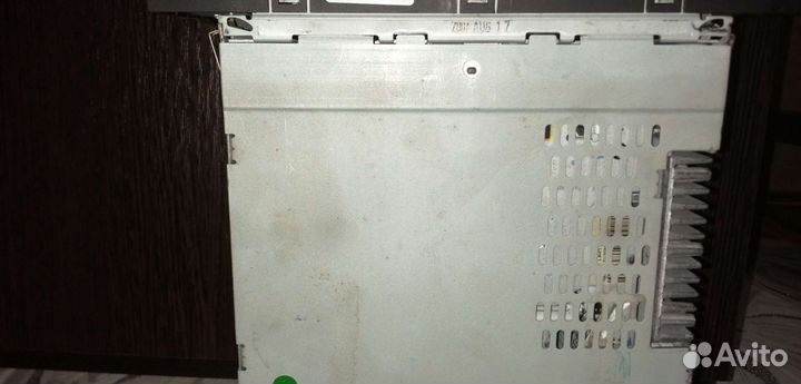 Автомагнитола Delta