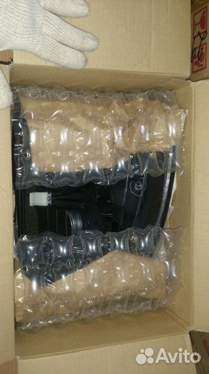 Фонарь задний правый toyota LC100 GX 8155160680