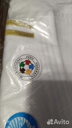 Кимоно для дзюдо adidas champion 2 IJF (новое)