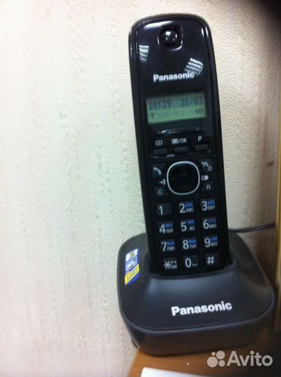 Беспроводной телефон Panasonic Premier базa 1000м