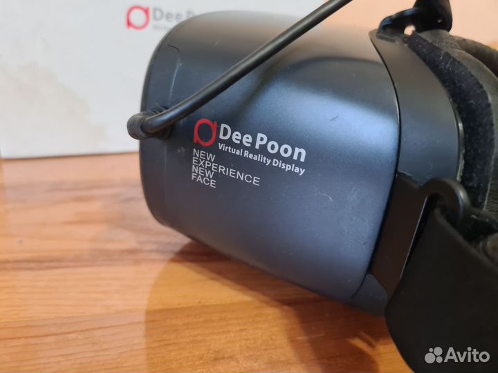 DeePoon E2 Virtual Reality