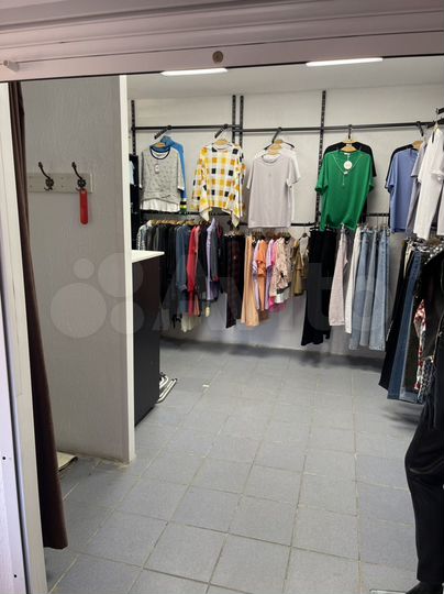 Сдаётся отдел в магазине Крымская косметика, 10 м²