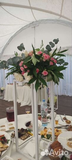 Стойки под цветы. Свадебный декор