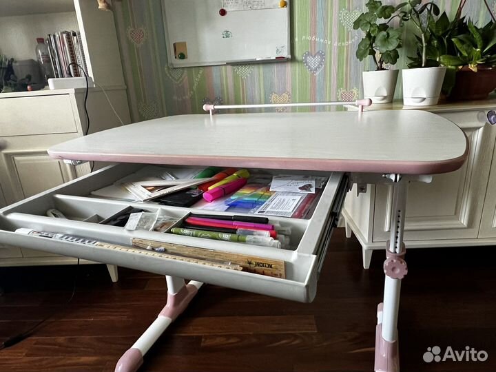 Растущая парта с наклоном