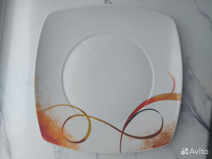 Тарелки большие