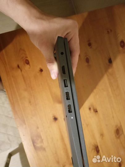Ноутбук lenovo v15 ada