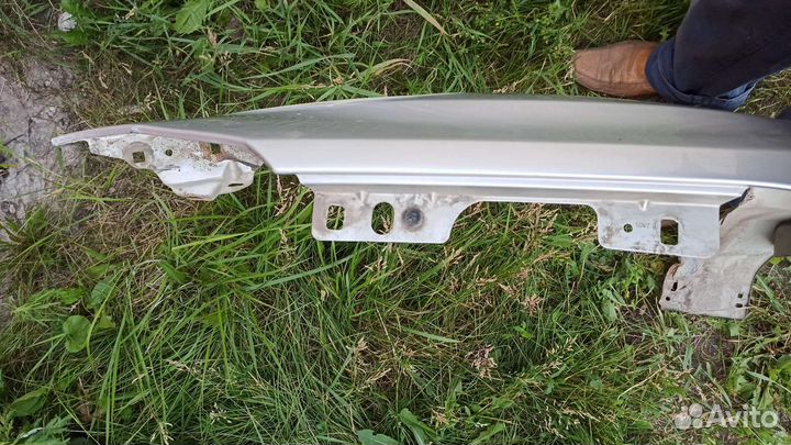 Переднее правое крыло Ford Focus 2