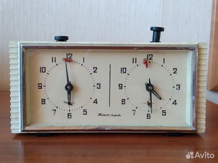 Часы шахматные механические 