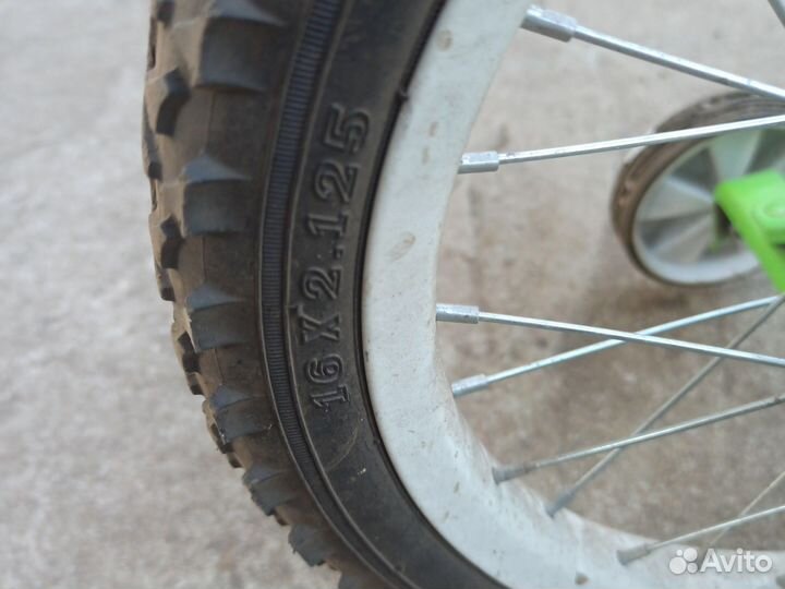 Детский велосипед 16