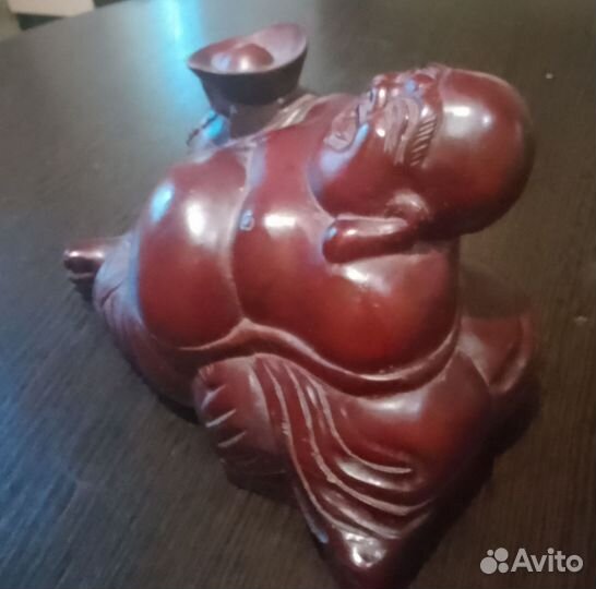 Смеющийся Будда Хотей лежащий