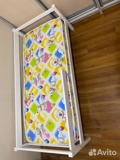 Детская кровать IKEA с матрасом