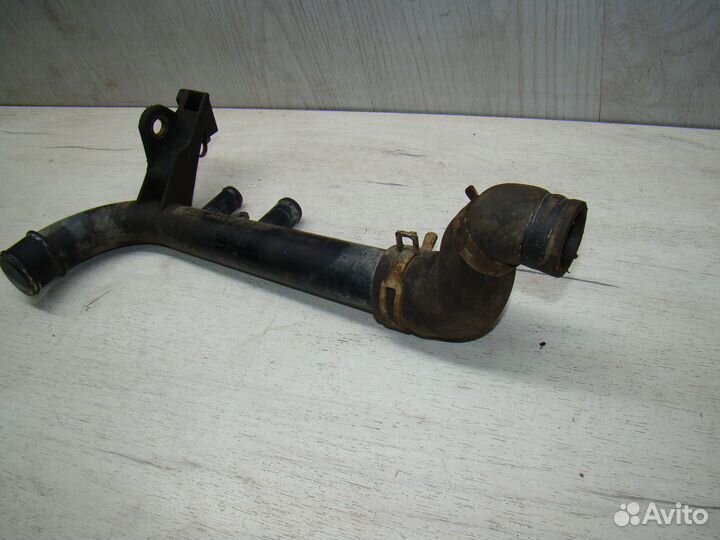 Патрубок системы охлаждения Opel Corsa B Опель