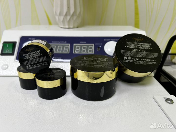 Гель для наращивания и укрепления ногтей