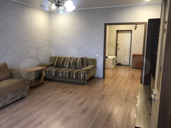1-к. квартира, 45 м², 4/10 эт.